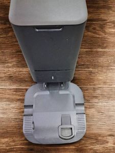 16-000260036: Irobot i7 plus i7558