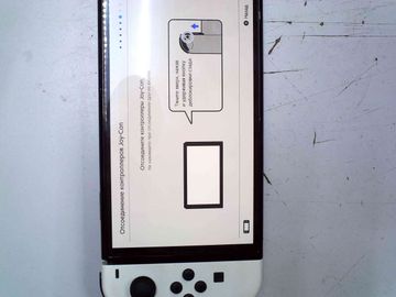 01-200600610: Nintendo switch oled