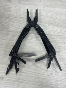01-200749408: Gerber suspension multi-tool