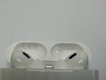 01-200767052: Apple airpods pro 2nd generation with magsafe charging case usb-c