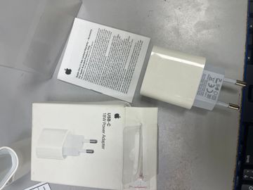 Б/в Зарядний блок Без Виробника usb-c 18 w 01-200772928