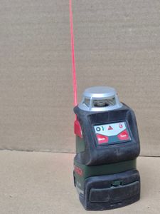 01-200775557: Bosch pll 360