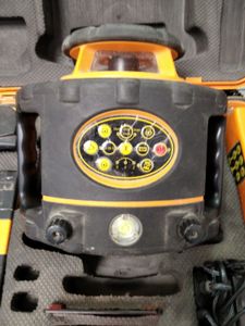 Б/в Лазерний нівелір Geo Fennel fl 260va 01-200802469