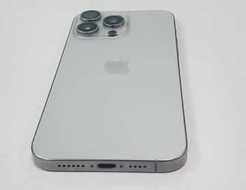 Б/у Мобильний телефон Apple iphone 15 pro max 256gb 01-200804401