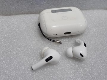 Б/у Наушники Apple airpods pro 2nd generation with magsafe charging case usb-c 01-200802735