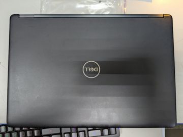 Б/в Ноутбук Dell 14/core i5 8400h ddr4/8gb ddr4/hdd *відсутній/ssd 256 gb/geforce mx130 2gb 01-200808221