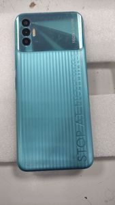 Б/в Мобільний телефон Tecno spark 8p kg7n 4/64gb 01-200850974