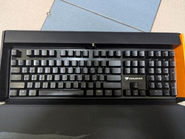 Б/в Клавіатура usb Cougar vantar mx 01-200875085