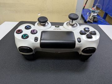 Б/у Игровая приставка Sony playstation 4 slim 1tb 01-200873176