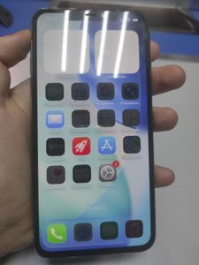 Б/у Мобільний телефон Apple iphone 11 pro max 64gb 01-200891360