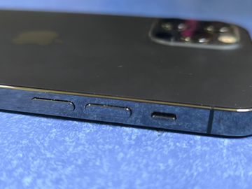 Б/в Мобільний телефон Apple iphone 12 pro 128gb 01-200897289