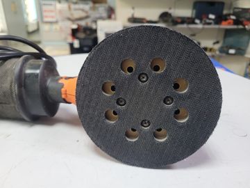 Б/в Шліфмашина вібро Black&Decker bew210 01-200858561