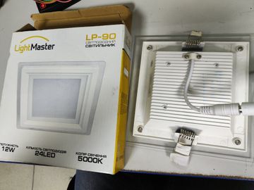 Б/у Потолочный светильник Lightmaster led lp-90 12w 01-200900185