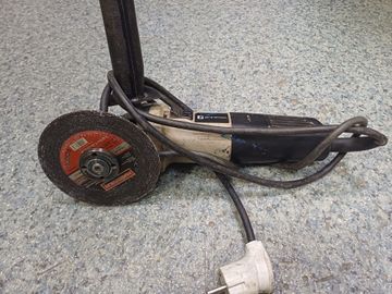 Б/в Кутова шліфмашина Элпром эмшу-1400-125 01-200901925