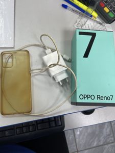 Б/у Мобільний телефон Oppo reno7 8/128gb 01-200906161