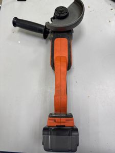 Black&Decker bcg720 1акб 4ah зп