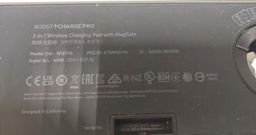 Б/в Бездротовий зарядний пристрій Belkin boost charge pro 3-in-1 wireless charging pad with magsafe 01-200871307