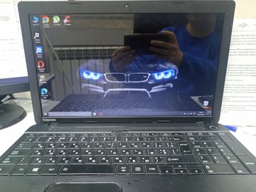 Toshiba 15/pentium n3520 ddr3/4gb ddr3/ssd 128 gb/*інтегрована