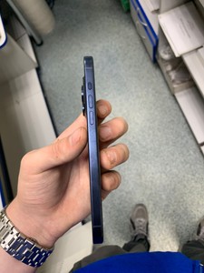 Б/в Мобільний телефон Apple iphone 15 pro max 256gb esim 01-200956944