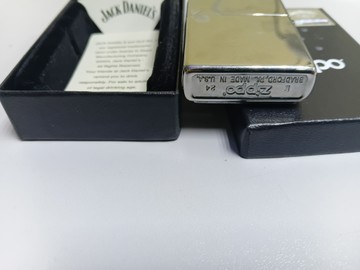 Б/в Запальничка Zippo 250jd.427 01-200964391
