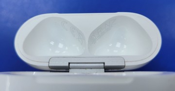 Б/в Навушники Apple airpods 4 01-200901492
