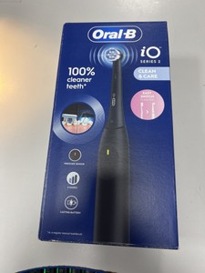 Б/в Набір з 2-х електричних зубних щіток Oral-B oral-b io series 2 clean & care 01-200973282