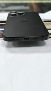 Б/в Мобільний телефон Apple iphone 16 pro max 256gb 01-200930392