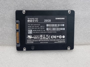Б/в SSD накопичувач Samsung pm9c1a 256 gb 01-200999558