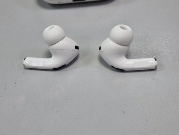 Б/в Навушники Apple airpods pro 2nd generation with magsafe charging case usb-c 01-201011690
