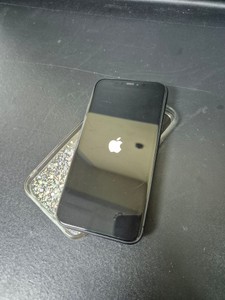Б/в Мобільний телефон Apple iphone 11 64gb 01-201007392