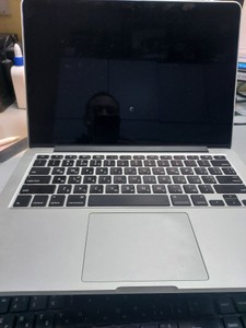 Б/в Ноутбук Apple macbook pro/ a1502 13,3"/ core i5 2.7ghz/ ram8gb/ ssd128gb/ iris 6100 01-201065633