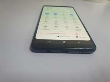 Б/в Мобільний телефон Samsung galaxy a9 2018 6/128gb 01-201087310