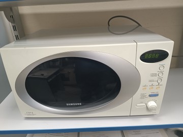 Б/в Мікрохвильова піч Samsung m187gnr 01-201093324