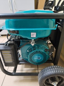 Б/у Генератор Heron 7,4hp 3,5kw 8896140 01-201070834
