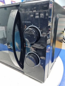 Б/в Мікрохвильова піч Rztk heat up 700 01-201096532