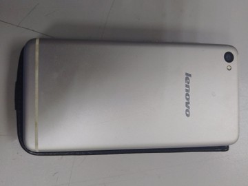 Б/в Мобільний телефон Lenovo s90-a 2/32gb 01-201101292