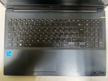 Б/в Ноутбук  15/core i3-1215u ddr5/8gb ddr5/hdd *відсутній/ssd 256 gb/*інтегрована 01-201103657