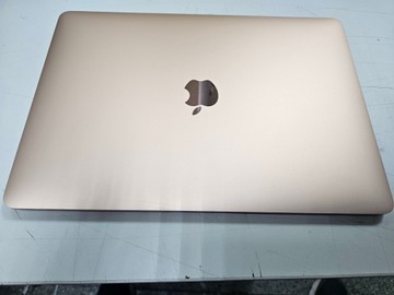 Б/в Ноутбук Apple makbook air 13,3"/apple m1/ram8gb/ssd256gb/7core gpu 01-201101397