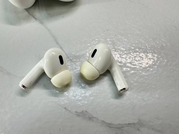 Б/в Навушники Apple airpods pro 2nd generation 01-201148270