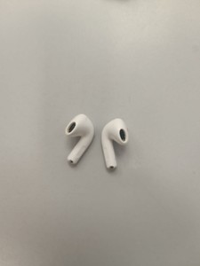 Б/в Навушники Apple airpods 4 with active noise cancellation 01-201152509