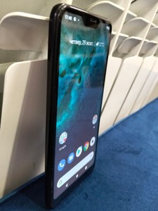 Б/в Мобільний телефон Xiaomi mi a2 lite 3/32gb 01-201181300