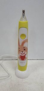 18-000088143: Soocas c1