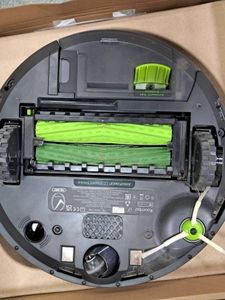 16-000260036: Irobot i7 plus i7558