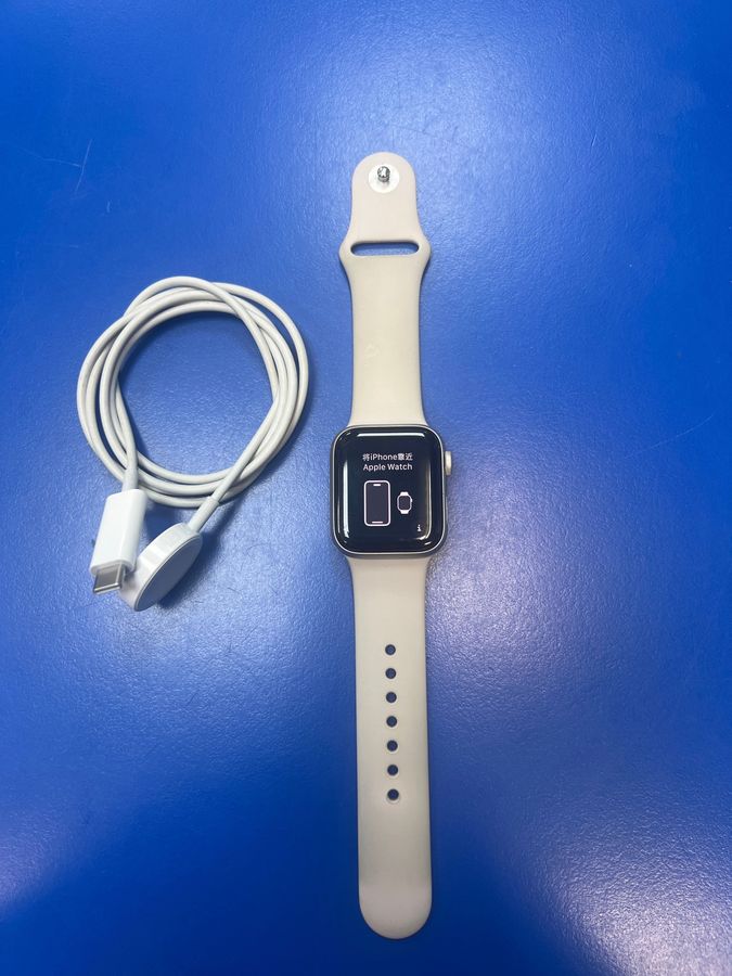 Apple watch se 2 gps 40mm aluminum case with sport