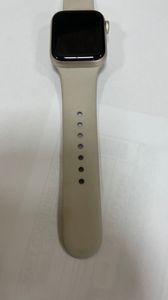 01-200636709: Apple watch se 2 gps 40mm starlight aluminium case with starlight sport band m/l