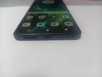 01-200796281: Motorola edge 40 neo 12/256gb