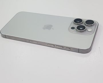 Б/у Мобильний телефон Apple iphone 15 pro max 256gb 01-200804401