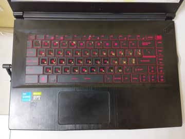 Б/в Ноутбук Msi 15/core i5-11400h ddr4/16gb ddr4/hdd *відсутній/ssd 512 gb/geforce rtx3050 4gb 01-200807994