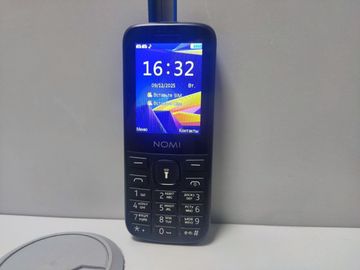 Б/в Мобільний телефон Nomi i2403 01-200809900