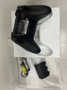 Б/у Игровой джойстик Microsoft 1914 xbox wireless controller 01-200824552